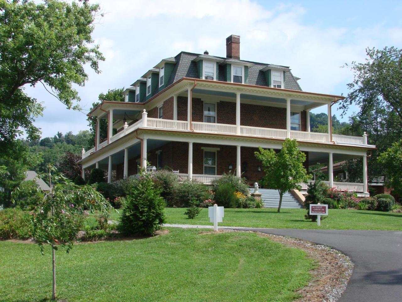 The Reynolds Mansion Bed & Breakfast Asheville Exterior photo